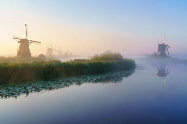 Kinderdijk sunrise with fog